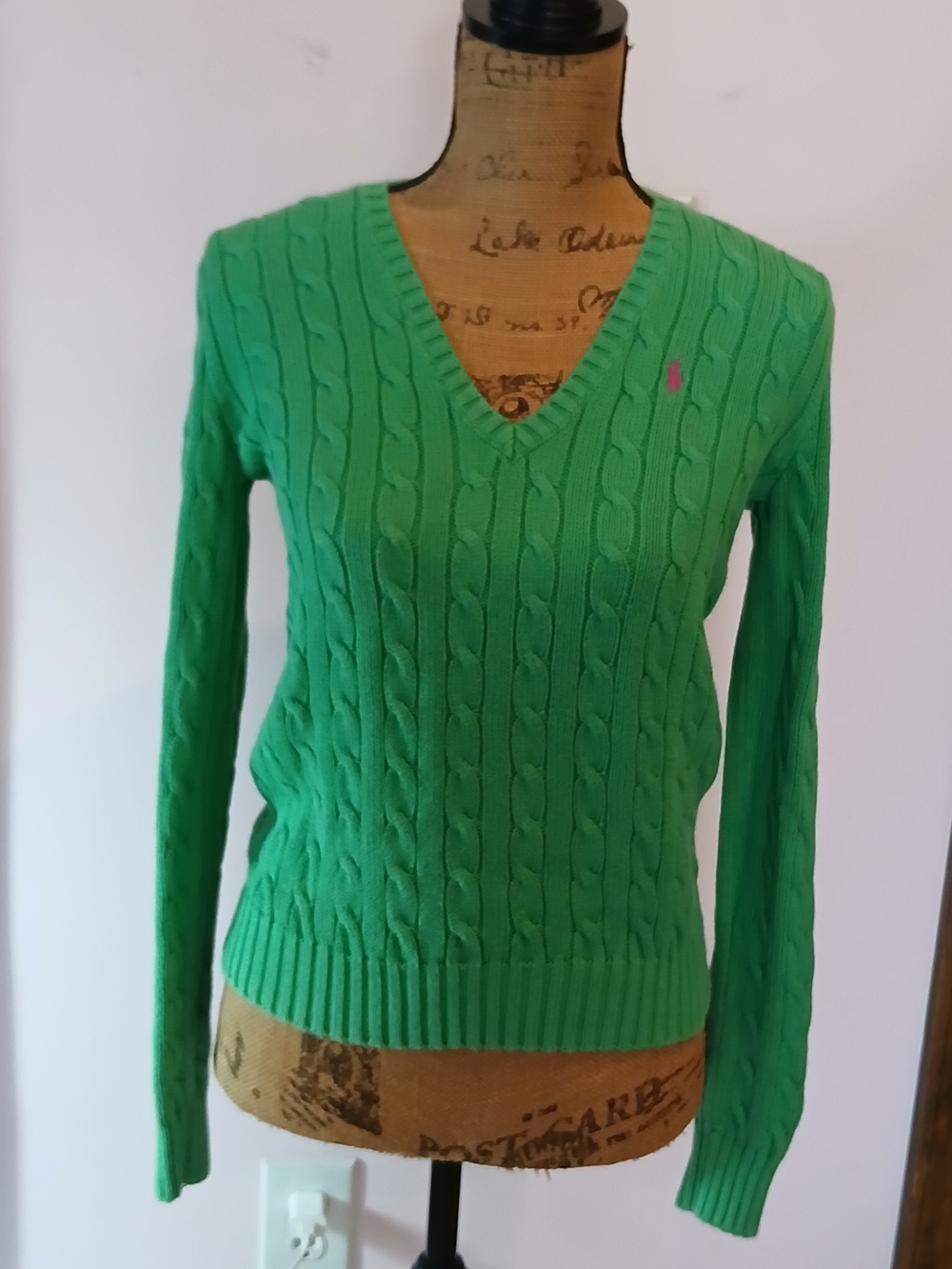 Ralph Lauren Bright Green Cable-Knit V-Neck Sweater Size M